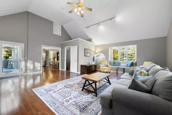 Sturbridge, MA 01566,42 Breakneck Rd