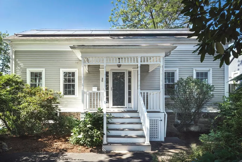 Swampscott, MA 01907,30 Paradise Rd