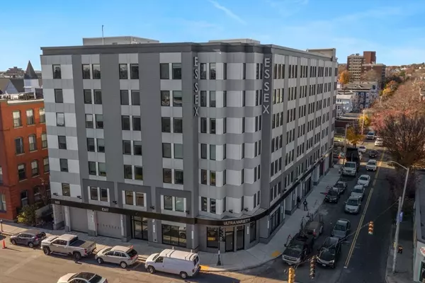 Lynn, MA 01901,585 Essex St #310