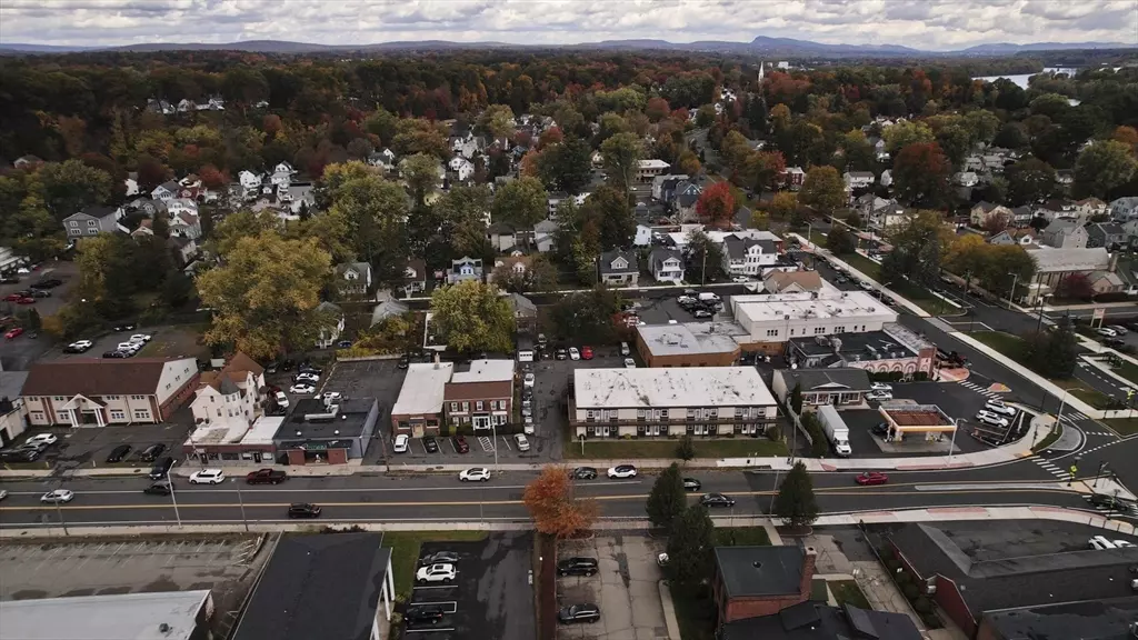 62 Westfield St, West Springfield, MA 01089