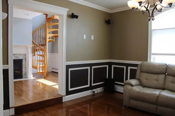 Somerville, MA 02145,33 Franklin Street #2