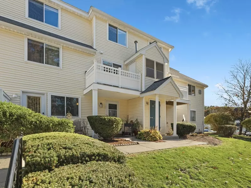 360 Littleton Rd #C8, Chelmsford, MA 01824