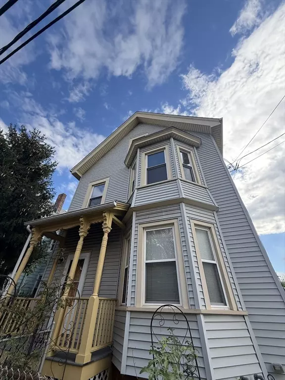 Boston, MA 02143,7 Buckingham St #2