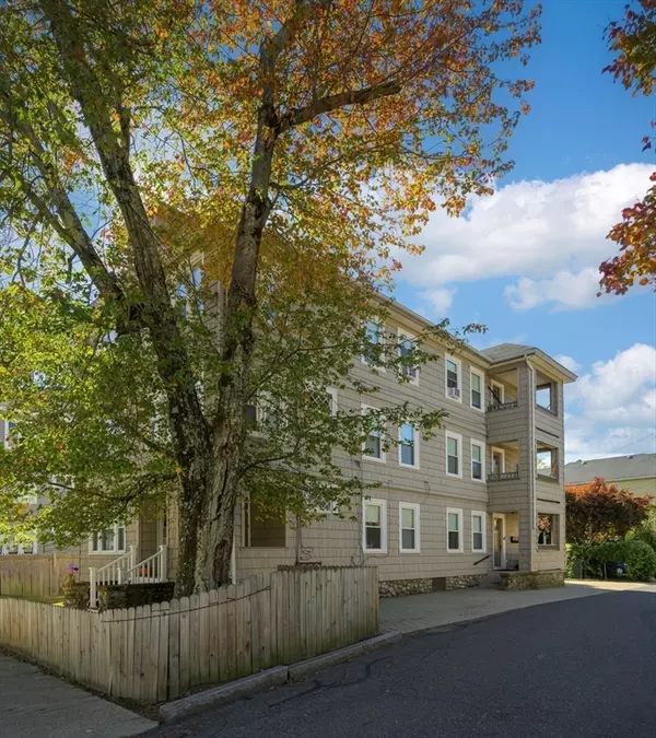 Milford, MA 01757,19 Oliver St