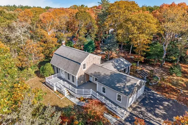 Falmouth, MA 02540,7 Pilgrim Path