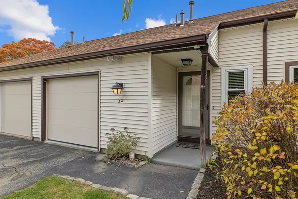Tewksbury, MA 01876,32 Decarolis Dr #32