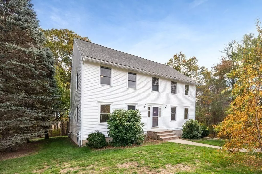 Newburyport, MA 01950,7 Frances Dr