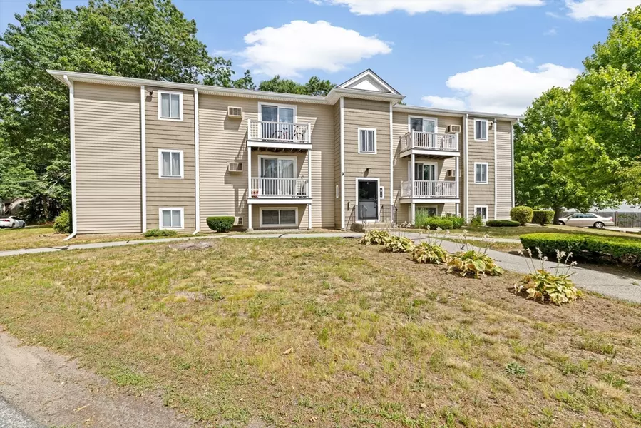 451 School St #9-12, Marshfield, MA 02050