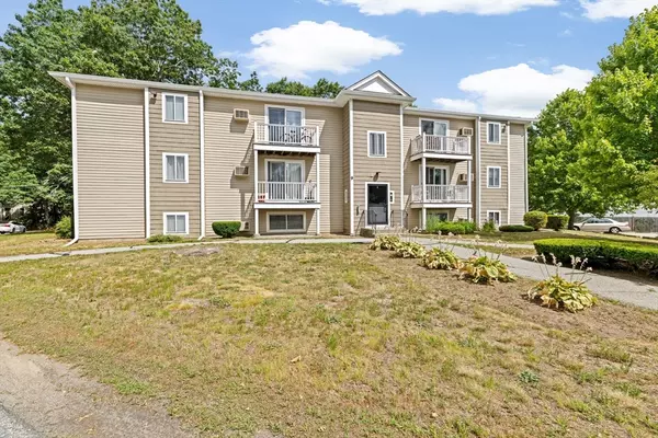 451 School St #9-12, Marshfield, MA 02050