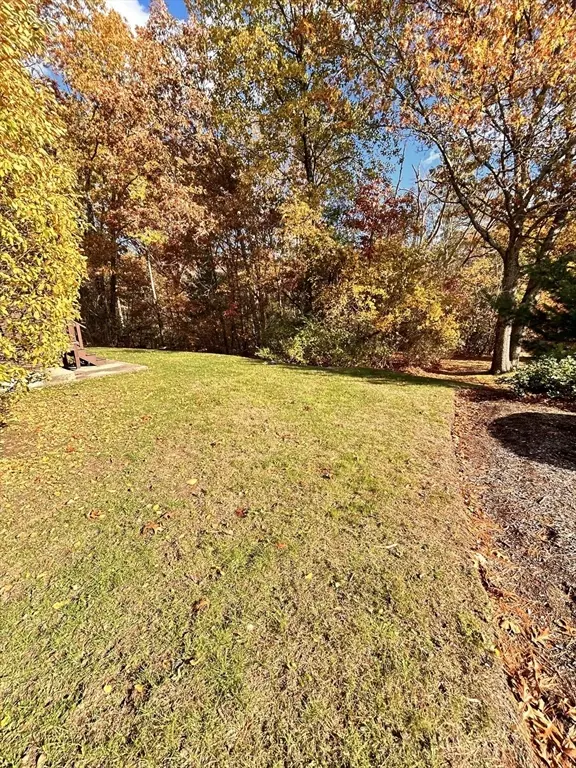 Franklin, MA 02038,15 Hawthorne Vlg #D