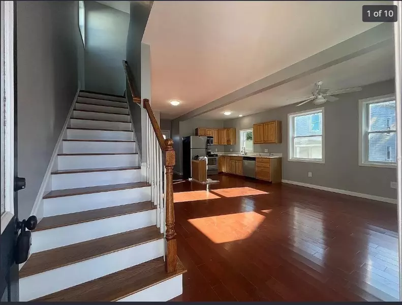 11 Avon Pl #1, Haverhill, MA 01832