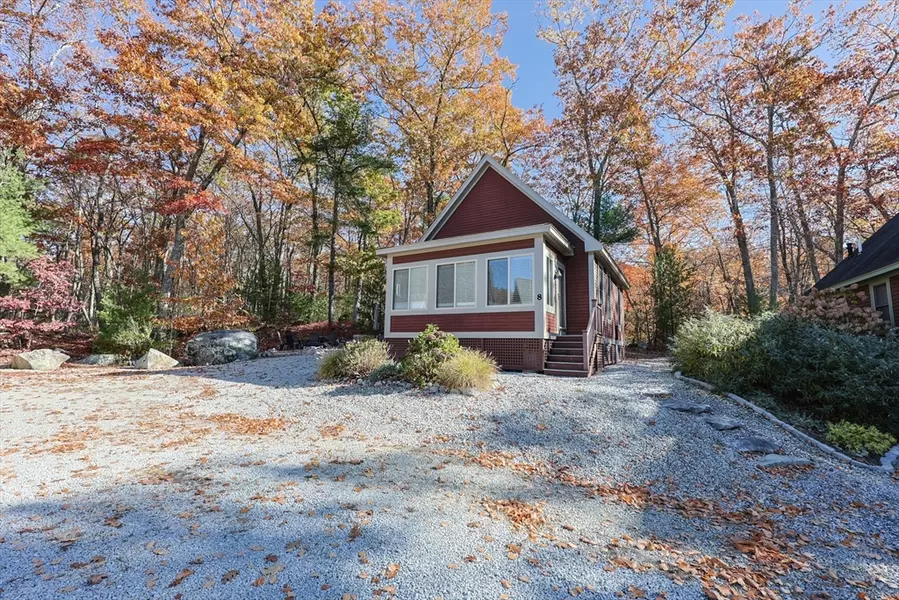 8 Hammock Dr #8, Westford, MA 01886