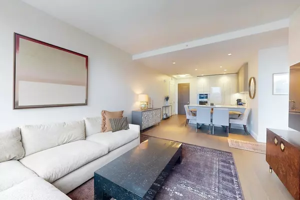 Boston, MA 02110,240 Devonshire Street #3814