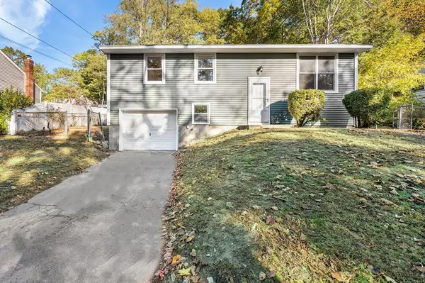 164 Bradley St, Lowell, MA 01850