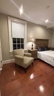 Salem, MA 01970,10-12 Lynde St #5