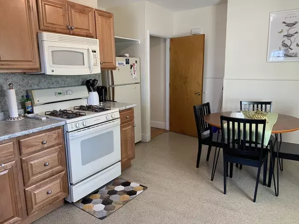 Boston, MA 02135,7-5 Mount Vernon Street #7-5