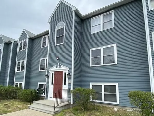 35 School Street #7, Dracut, MA 01826