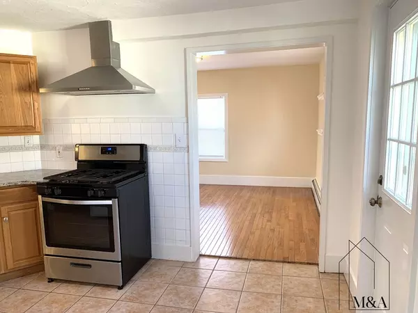 Malden, MA 02148,186 Broadway #2