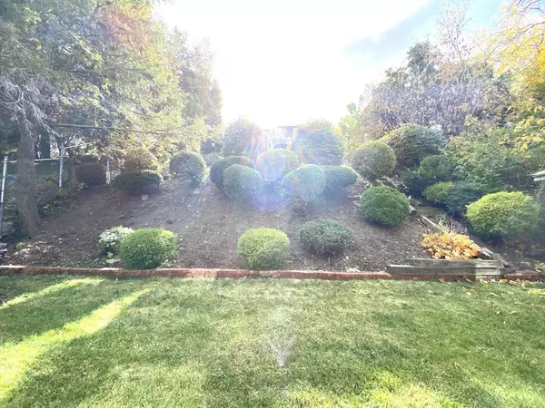 Everett, MA 02149,61 Mount Washington St