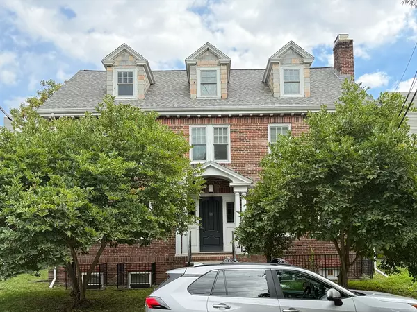 60 Ellery St, Cambridge, MA 02138