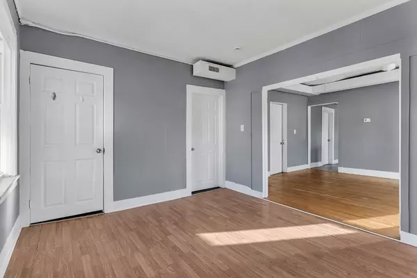 Taunton, MA 02780,13-R Plain Street #2