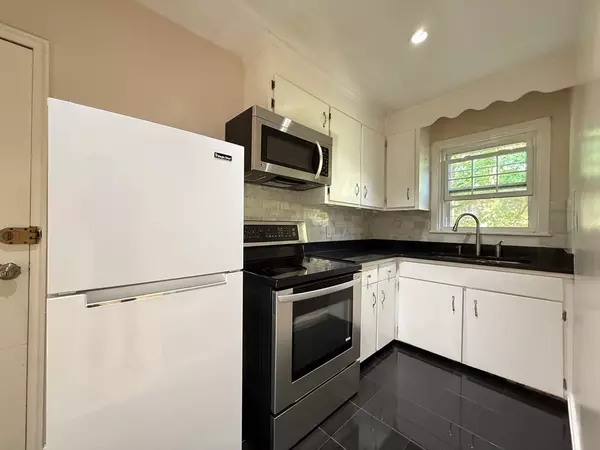 Malden, MA 02148,1 Dexter St #5