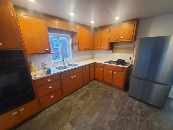 Boston, MA 02125,18 Denny Street #18