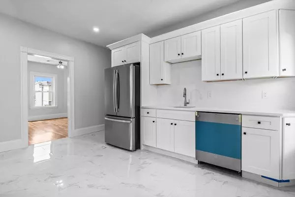 Boston, MA 02125,67 Romsey Street #1