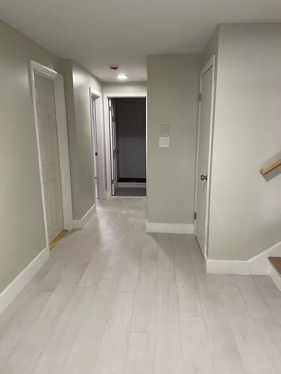 Peabody, MA 01960,27 Pulaski St