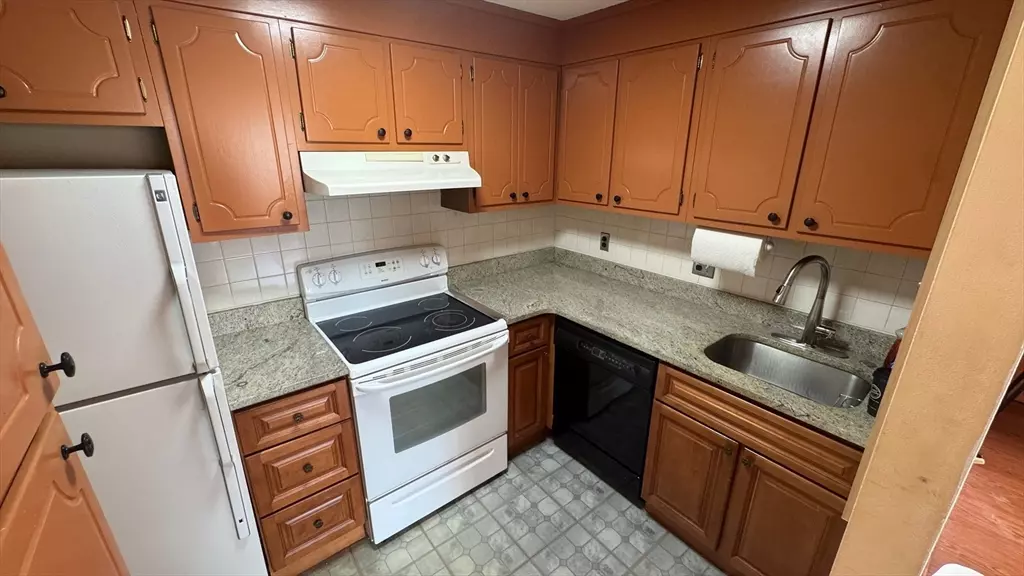 287 Harvard St. #71, Cambridge, MA 02139