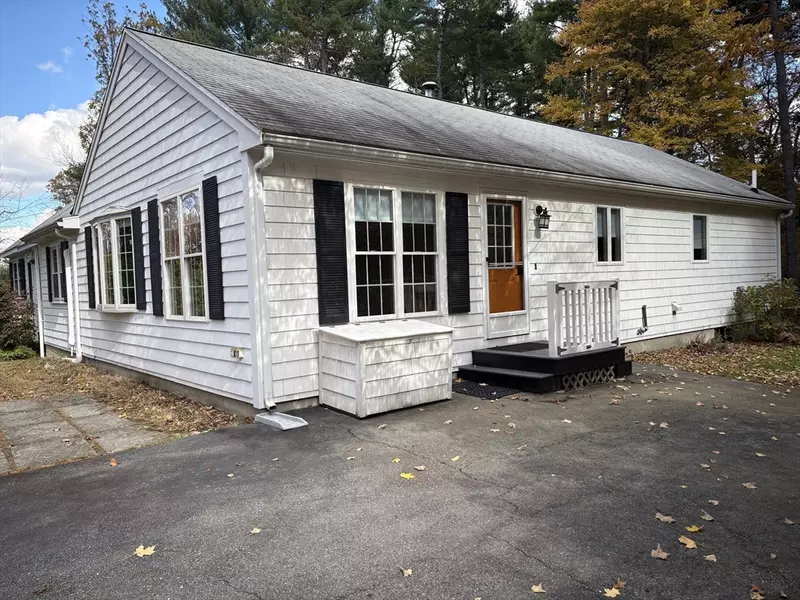 13 Meadowbrook Rd #13A, Bedford, MA 01730