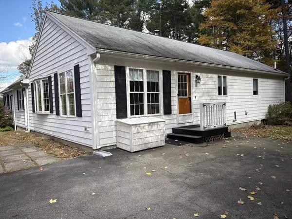 13 Meadowbook  Rd #13A, Bedford, MA 01730