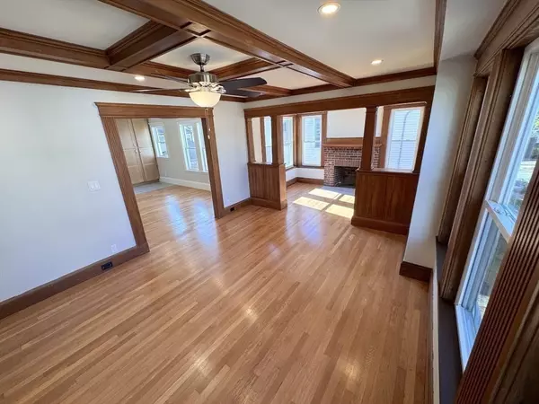 Arlington, MA 02474,14 White St. #2