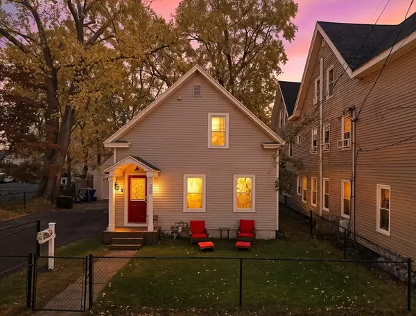 Taunton, MA 02780,208 Whittenton Street