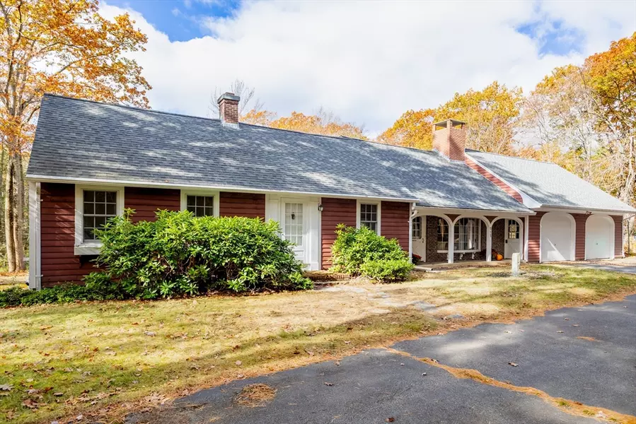 515 Mount Elam Rd, Fitchburg, MA 01420