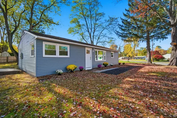 Springfield, MA 01118,43 Sunridge Dr