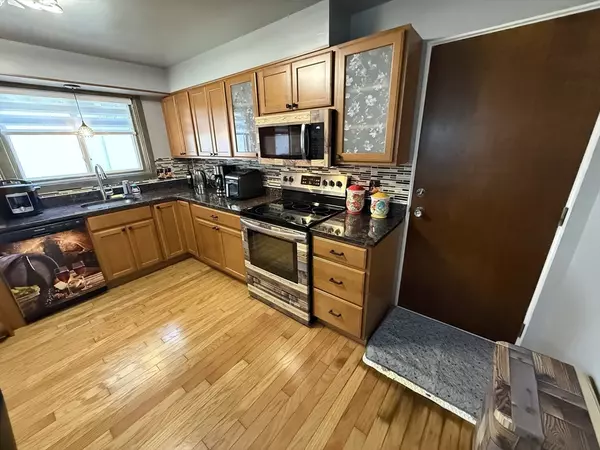 Clinton, MA 01510,38 Lane Avenue #B