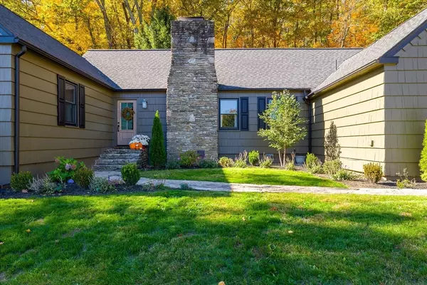 Auburn, MA 01501,21 Linda Ave