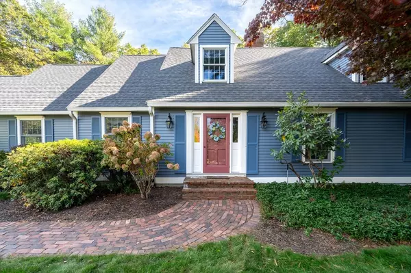 Norfolk, MA 02056,16 Stop River Rd