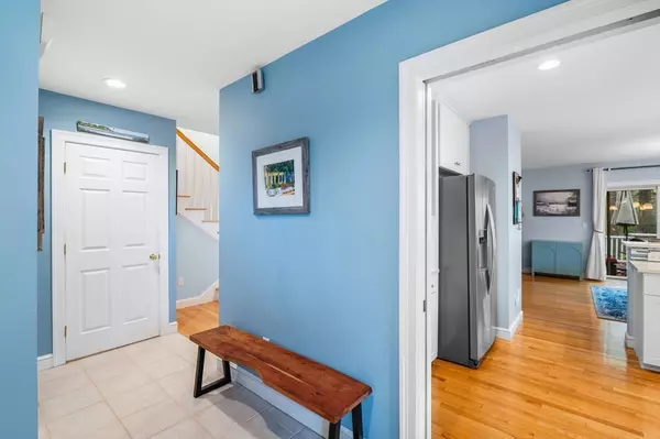 Ipswich, MA 01938,1 Court Lane