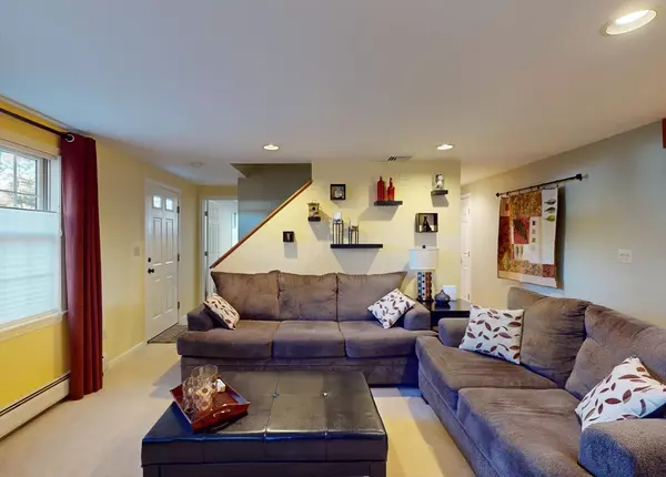 Montague, MA 01351,38 Randall Wood Dr