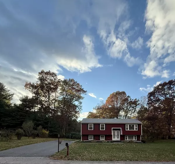 Bellingham, MA 02019,22 Roger Belanger Dr