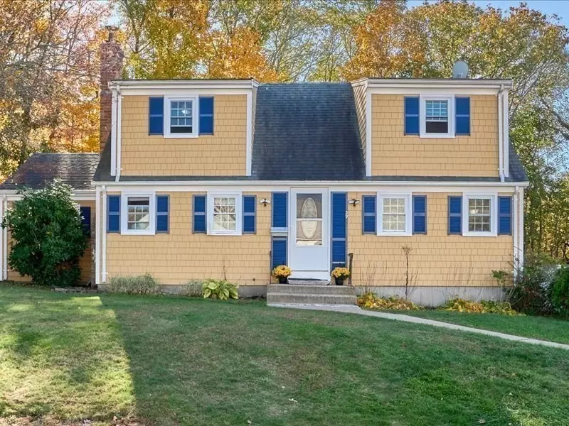 North Attleboro, MA 02760,39 Columbia St