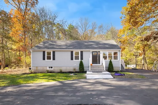 Newbury, MA 01951,62 Middle Road