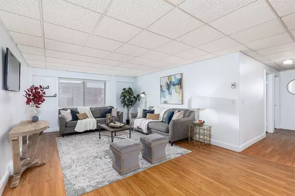 Peabody, MA 01960,111 Foster #Unit 416