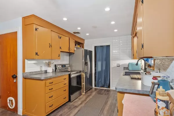 Spencer, MA 01562,4 Muzzy St