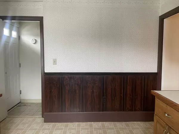 Stoneham, MA 02180,228 Main Street #2