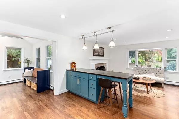 Marshfield, MA 02050,290 S River St