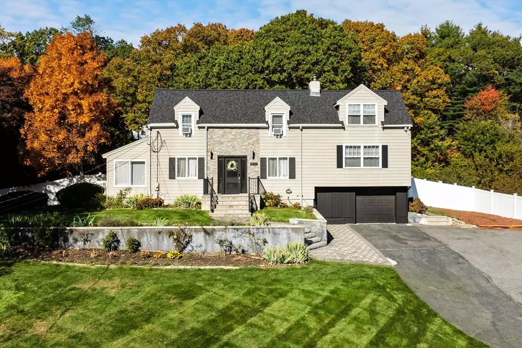 Saugus, MA 01906,216 Lynn Fells Pkwy