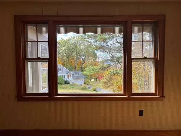 Deerfield, MA 01373,7 Stage Road